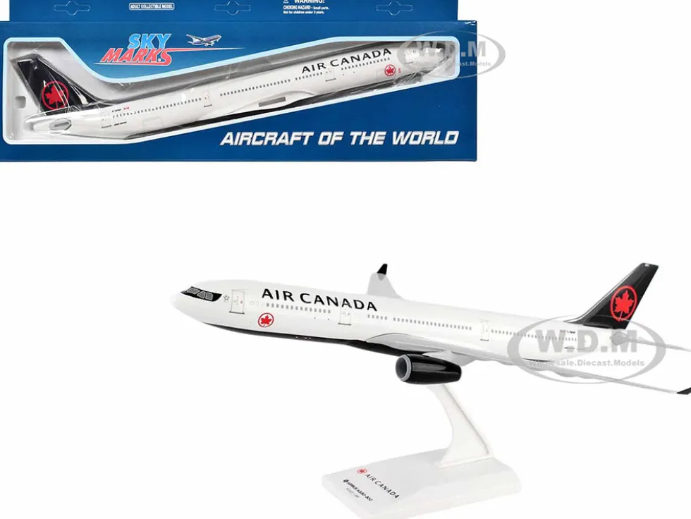 Airbus A330-300 Commercial Aircraft "Air Canada" (C-GFAF) White with Black Tail (Snap-Fit) 1/200 Plastic Model by Skymarks
