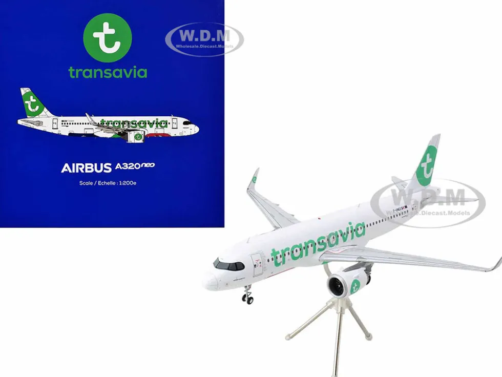 Airbus A320neo Commercial Aircraft "Transavia Airlines" (F-GNEO) White with Green Tail "Gemini 200" Series 1/200 Diecast Model Airplane by GeminiJets