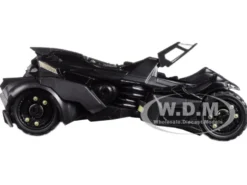 Arkham Knight Batmobile with Diecast Batman Figure 1/24 Diecast Model Car Jada 98037