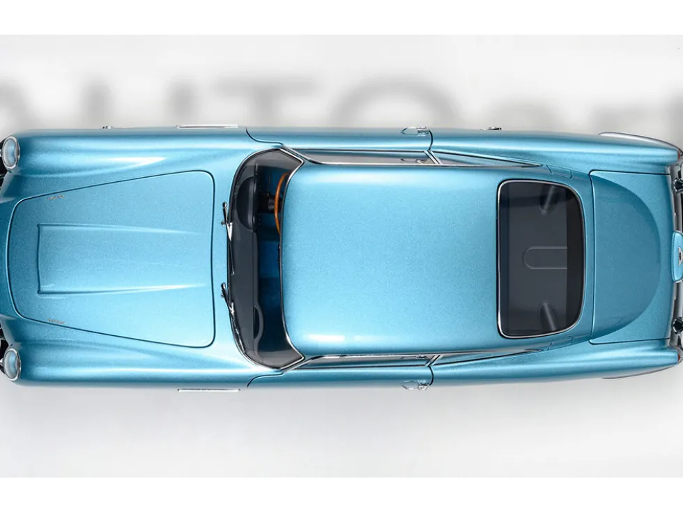 Aston Martin DB5 RHD (Right Hand Drive) Caribbean Pearl Blue Metallic 1/18 Model Car by Autoart