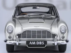 Aston Martin DB5 RHD (Right Hand Drive) Birch Silver 1/18 Model Car by Autoart