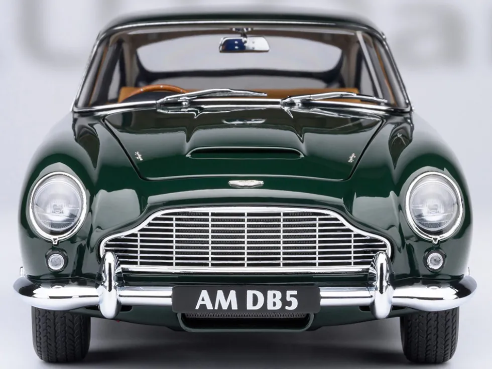 Aston Martin DB5 RHD (Right Hand Drive) British Racing Green 1/18 Model Car by Autoart