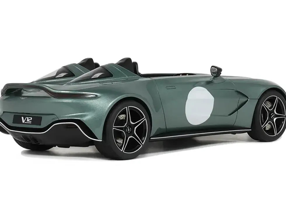 Aston Martin V12 Speedster Green Metallic 1/18 Model Car by GT Spirit