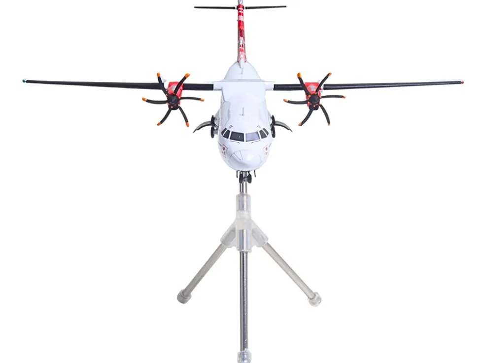 ATR 72-600 Commercial Aircraft "Loganair - Scotland's Airline" (G-LMTE) White with Red Plaid Tail "Gemini 200" Series 1/200 Diecast Model Airplane by GeminiJets