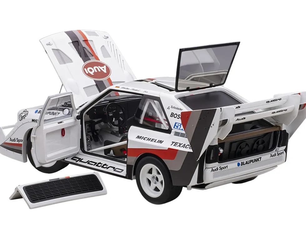 Audi Quattro S1 #1 Walter Roehrl Winner Pikes Peak 1987 1/18 Model Car Autoart 88700