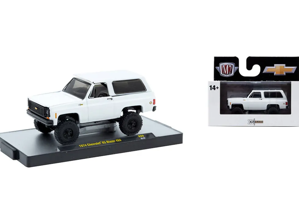 Auto-Thentics 6 piece Set Release 99 IN DISPLAY CASES Limited Edition 1/64 Diecast Model Cars by M2 Machines