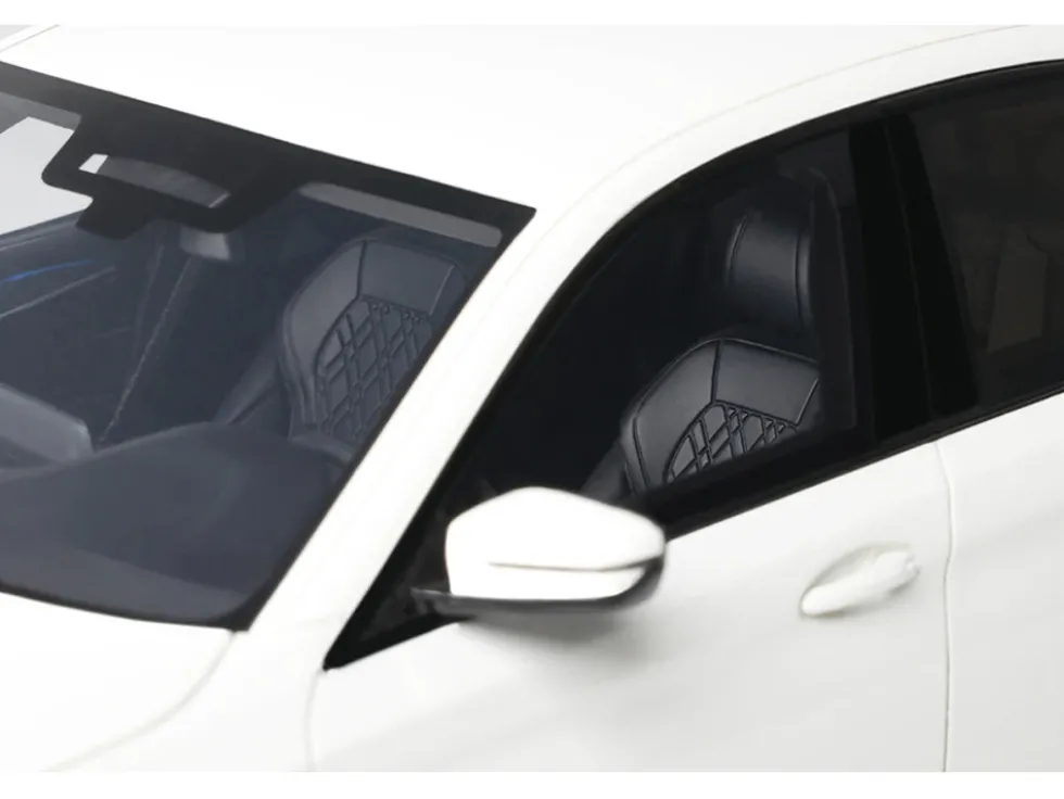 2023 BMW 545e xDrive M Sport Alpine White 1/18 Model Car by GT Spirit