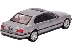 BMW 750IL Aspen Silver Metallic with Sun Roof Limited Edition 1/64 Diecast Model Car by Mini GT