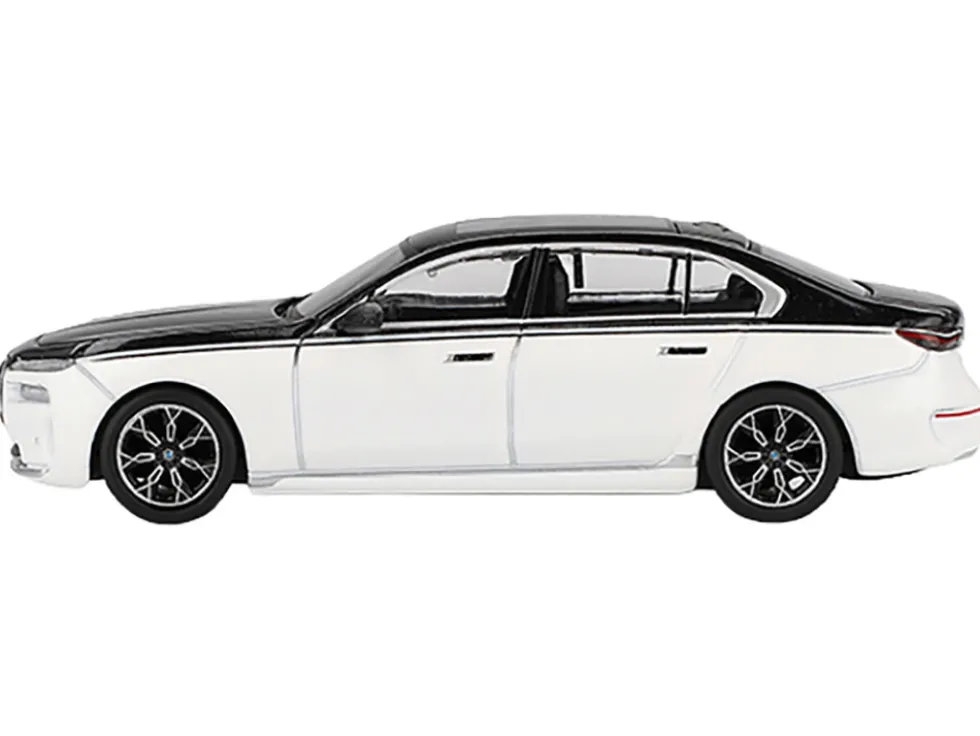 BMW i7 xDrive60 Dravit Alpine White and Black Sapphire Limited Edition 1/64 Diecast Model Car by Mini GT