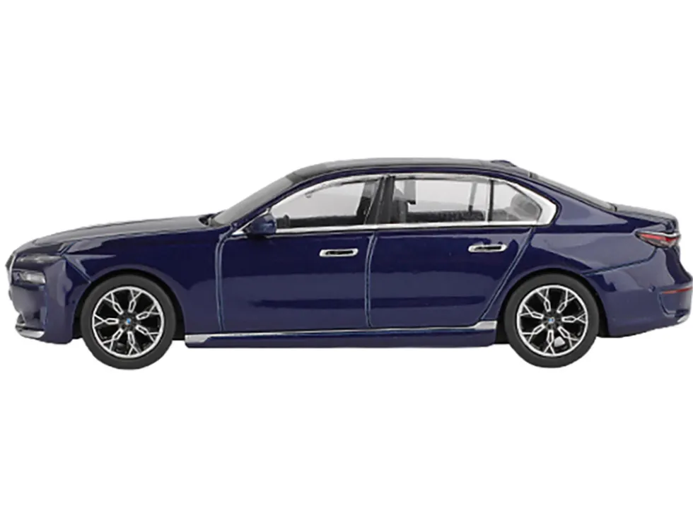 BMW i7 xDrive60 Tanzanite Blue Metallic with Sun Roof Limited Edition 1/64 Diecast Model Car by Mini GT