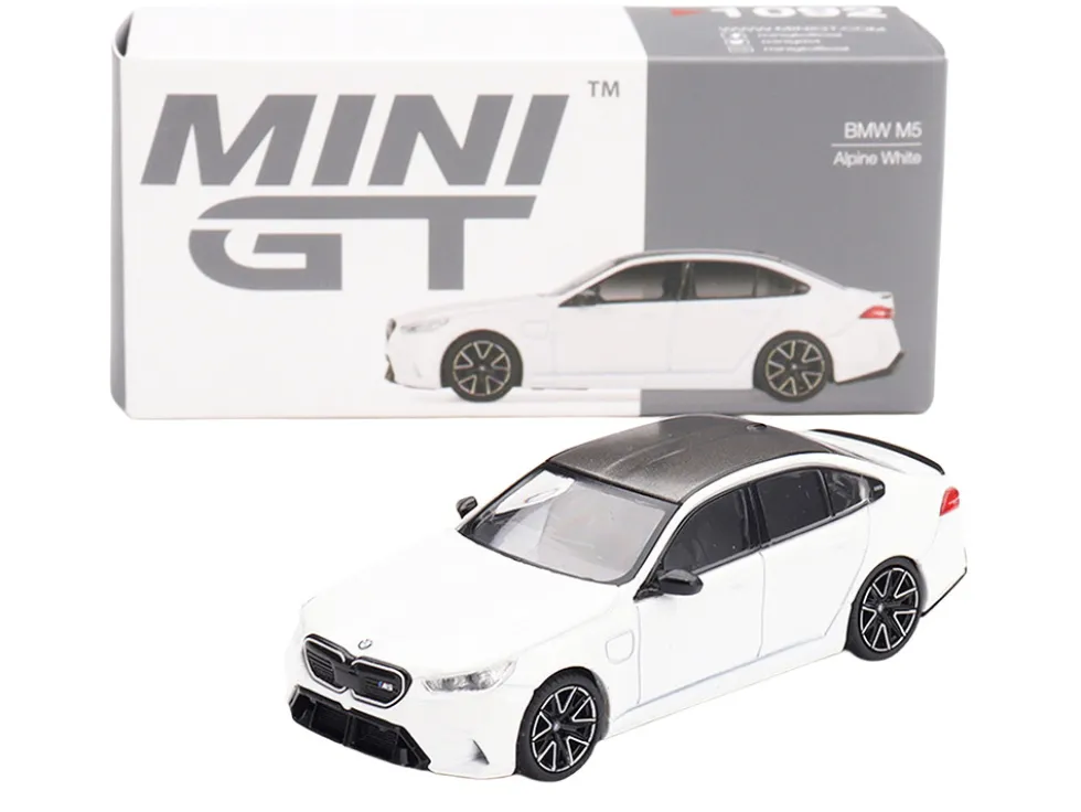 BMW M5 Alpine White with Carbon Top Limited Edition 1/64 Diecast Model Car by Mini GT