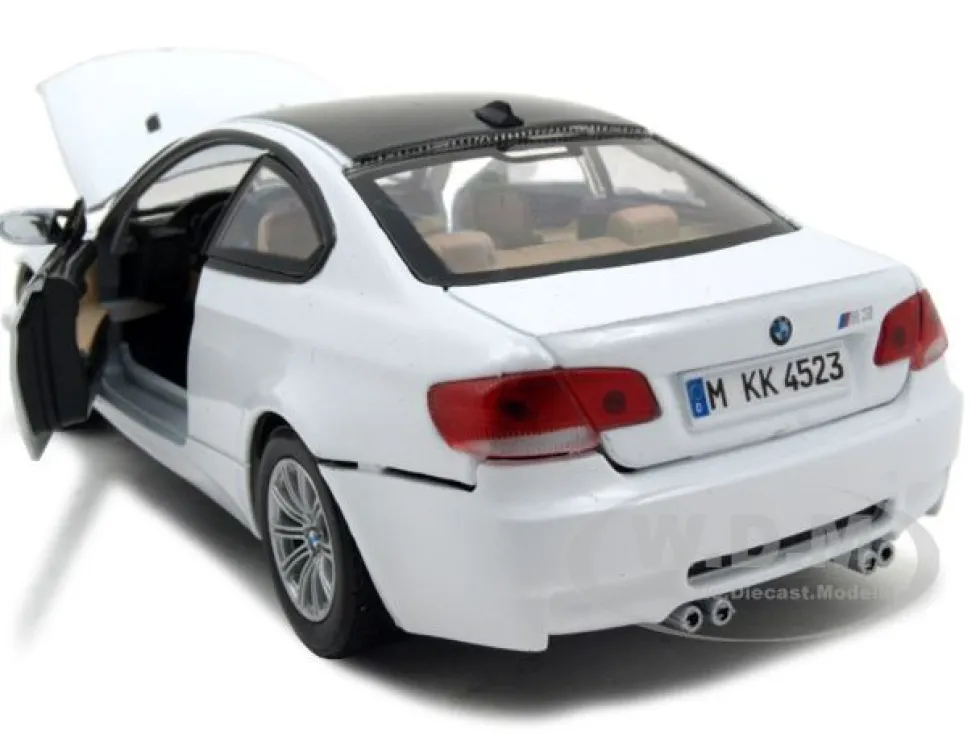 BMW M3 E92 Coupe White 1/24 Diecast Model Car Motormax 73347