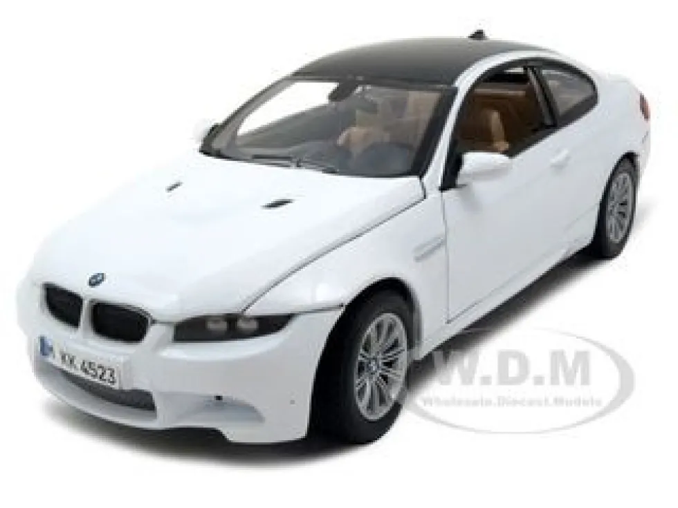 BMW M3 E92 Coupe White 1/24 Diecast Model Car Motormax 73347