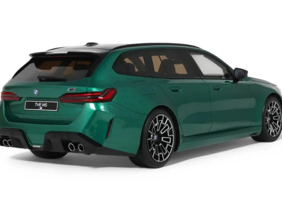 2024 BMW M5 Touring (G99) Isle of Man Green Metallic with Black Top 1/18 Model Car by GT Spirit