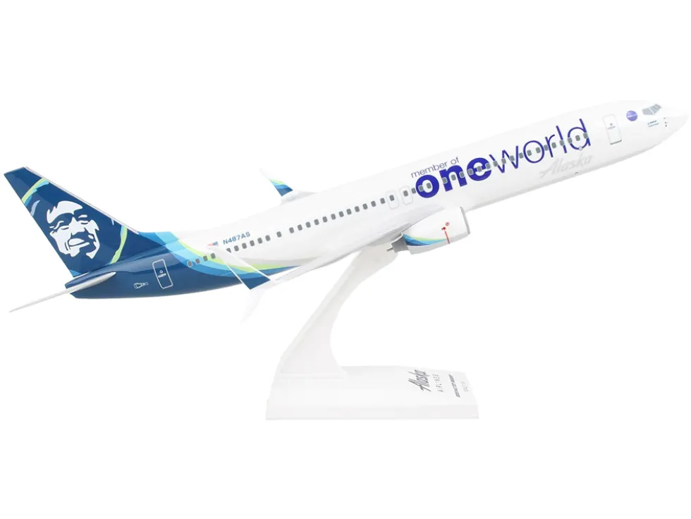Boeing 737-900 Commercial Aircraft "Alaska Airlines - One World" (N487AS) White with Blue Tail (Snap-Fit) 1/130 Plastic Model by Skymarks