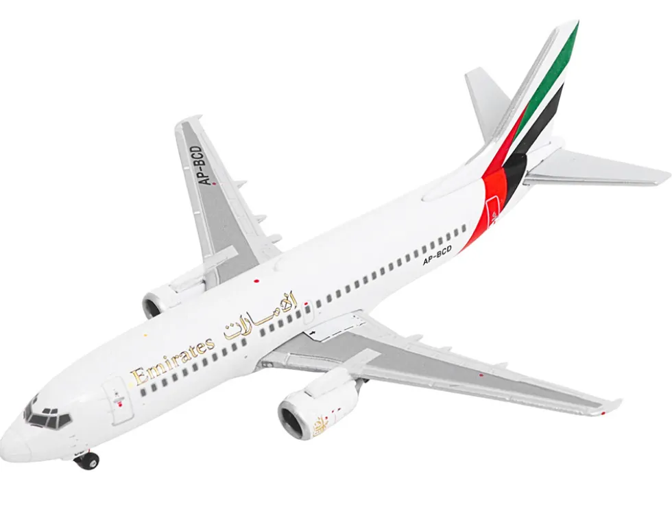 Boeing 737-300 Commercial Aircraft "Emirates Airlines" (AP-BCD) White with Striped Tail 1/400 Diecast Model Airplane by GeminiJets