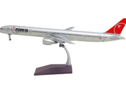 Boeing 757-300 Commercial Aircraft