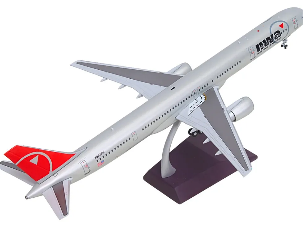 Boeing 757-300 Commercial Aircraft "Northwest Airlines" (N587NW) Silver with Red Tail "Gemini 200" Series 1/200 Diecast Model Airplane by GeminiJets