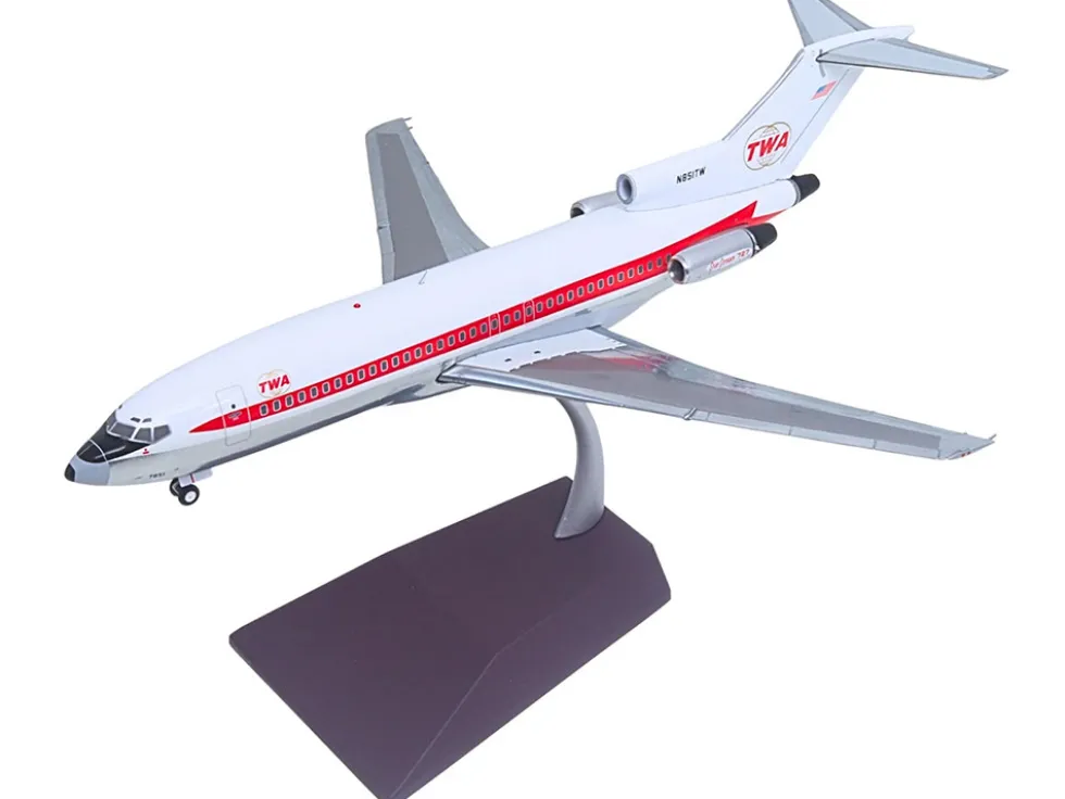 Boeing 727-100 Commercial Aircraft "Trans World Airlines (TWA)" (N851TW) White with Red Stripes "Gemini 200" Series 1/200 Diecast Model Airplane by GeminiJets