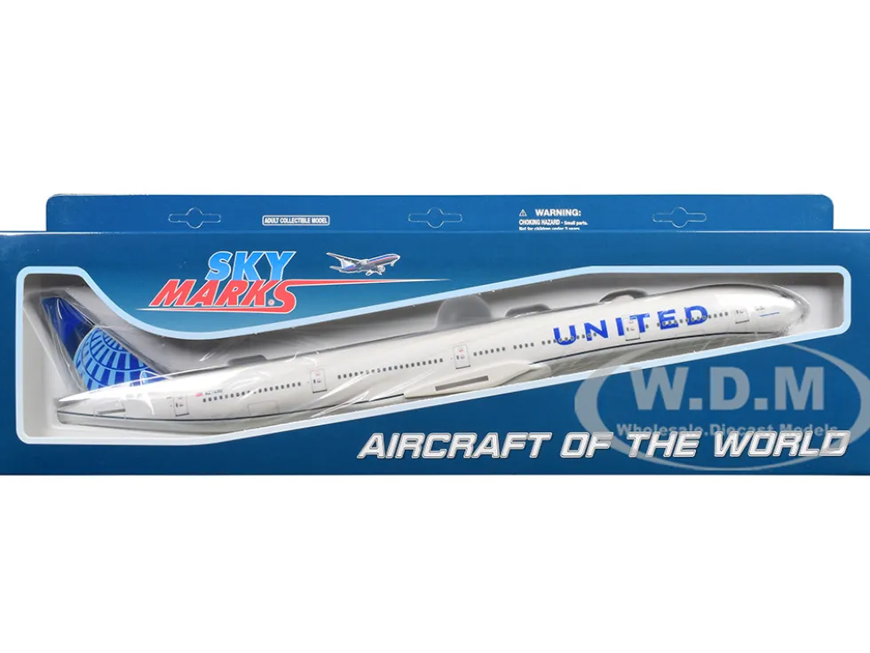 Boeing 777-300 Commercial Aircraft "United Airlines" (N2749U) White with Blue Tail with Wood Stand (2019 Livery) (Snap-Fit) 1/200 Plastic Model by Skymarks
