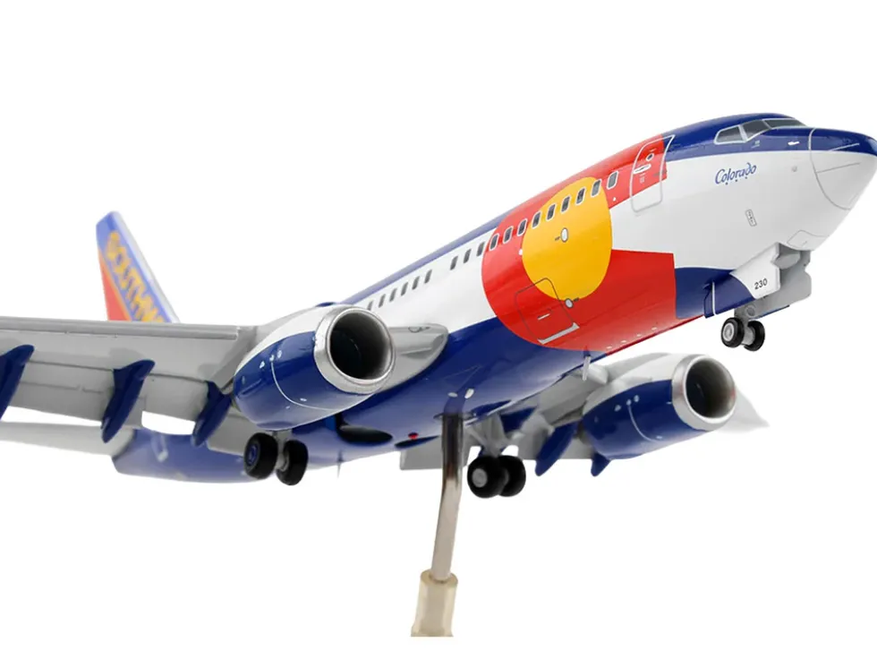 Boeing 737-700 Commercial Aircraft with Flaps Down Configuration "Southwest Airlines - Colorado One" (N230WN) White and Blue "Gemini 200" Series 1/200 Diecast Model Airplane by GeminiJets