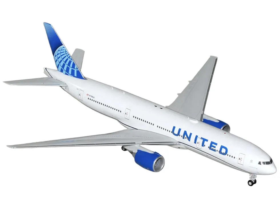Boeing 777-200ER Commercial Aircraft "United Airlines" (N798UA) White with Blue Tail "Gemini 200" Series 1/200 Diecast Model Airplane by GeminiJets