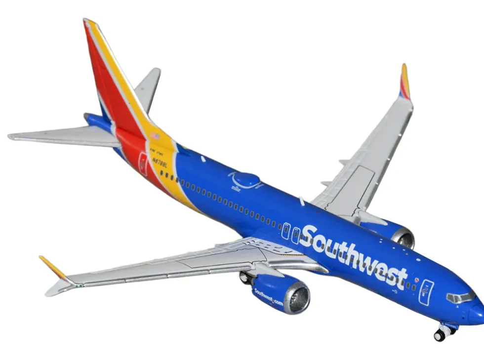 Boeing 737 MAX 8 Commercial Aircraft "Southwest Airlines" (N8788L) Blue with Red and Yellow Stripes 1/400 Diecast Model Airplane by GeminiJets