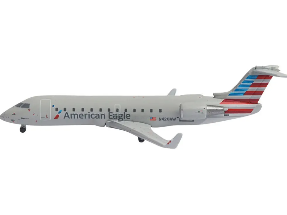 Bombardier CRJ200 Commercial Aircraft "American Eagle - Air Wisconsin" (N420AW) Gray with Red and Blue Tail 1/400 Diecast Model Airplane by GeminiJets