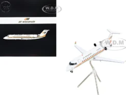 Bombardier CRJ200 Commercial Aircraft Air Wisconsin White with Orange and Green Stripes Gemini 200 Series 1/200 Diecast Model Airplane GeminiJets G2AWI1244