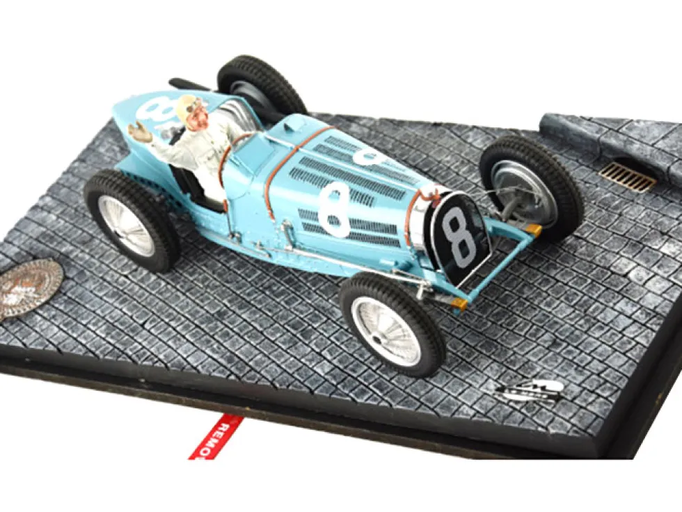 Bugatti T59 #8 Rene Dreyfus 3rd Place Monaco GP 1934 Driver Mounted Etorre Bugatti Jean Bugatti Figures 1/18 Models Le Mans Miniatures FLM1800028M