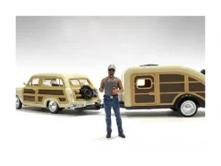 Campers Figure 5 1/24 Scale Models American Diorama AD76438