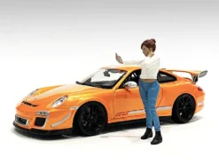 Car Meet 1 Figurine I 1/24 Scale Models American Diorama 76377