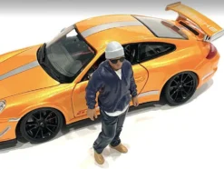 Car Meet 1 Figurine IV 1/18 Scale Models American Diorama 76280