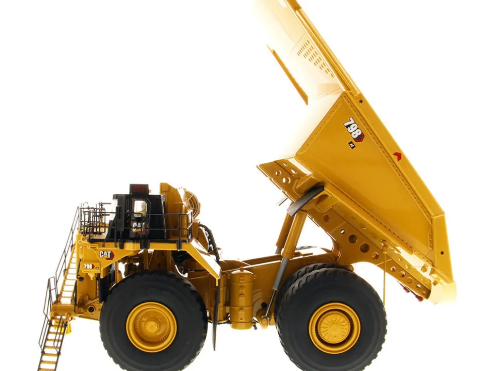 CAT Caterpillar 798 AC Mining Truck High Line Series 1/50 Diecast Model Diecast Masters 85671