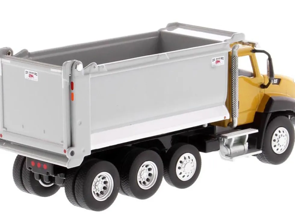CAT Caterpillar CT660 Day Cab Tractor OX Stampede Dump Truck Play & Collect Series 1/64 Diecast Model Diecast Masters 85633