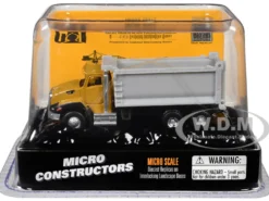 CAT Caterpillar CT660 Dump Truck Yellow