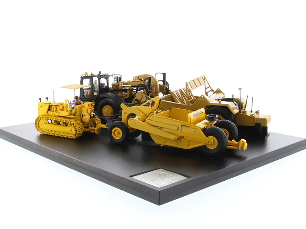CAT Caterpillar 621K Tractor Scraper CAT Caterpillar D7 Track-Type Tractor No. 70 Scraper Set Evolution Series 1/50 Diecast Models Diecast Masters 85563
