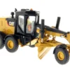CAT Caterpillar 12M3 Motor Grader Operator High Line Series 1/87 HO Diecast Model Diecast Masters 85520