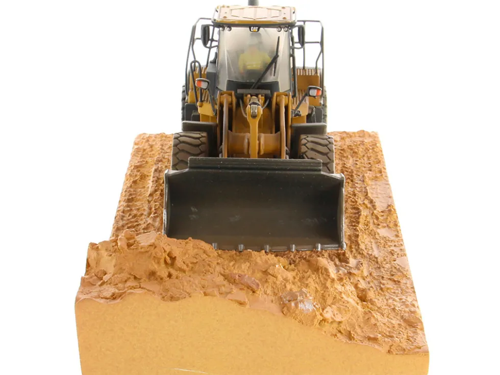 CAT Caterpillar 966M Wheel Loader Operator Dirty Version Weathered Series 1/50 Diecast Model Diecast Masters 85703