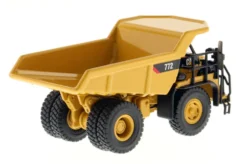 CAT Caterpillar 772 Off-Highway Dump Truck Operator High Line Series 1/87 HO Scale Diecast Model Diecast Masters 85261