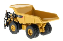 CAT Caterpillar 772 Off-Highway Dump Truck Operator High Line Series 1/87 HO Scale Diecast Model Diecast Masters 85261