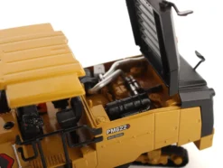 CAT Caterpillar PM622 Cold Planer Yellow
