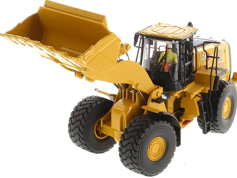 CAT Caterpillar 980 Wheel Loader Yellow with Operator High Line Series 1/50 Diecast Model Diecast Masters 85684
