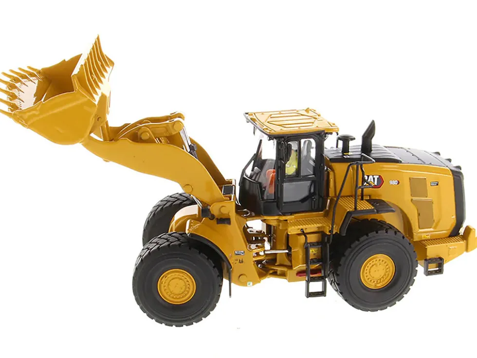 CAT Caterpillar 980 Wheel Loader Yellow with Operator High Line Series 1/50 Diecast Model Diecast Masters 85684