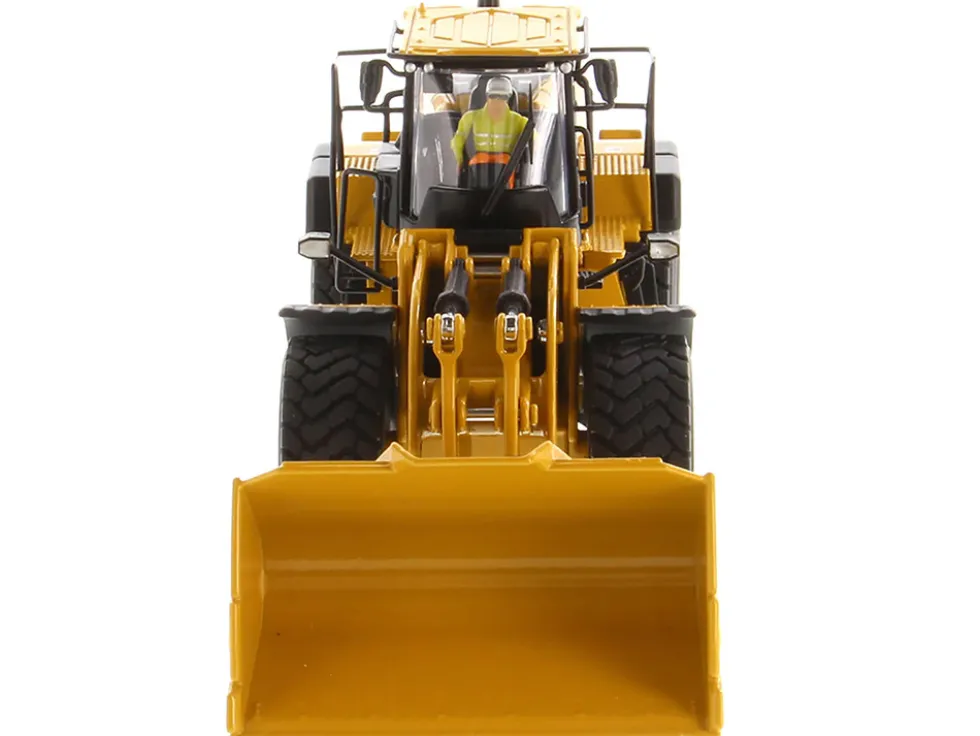 CAT Caterpillar 982 XE Wheel Loader Yellow with Operator High Line Series 1/50 Diecast Model Diecast Masters 85685