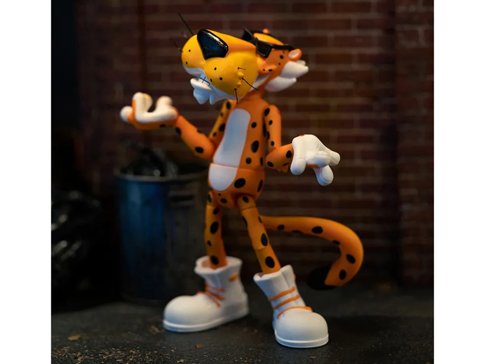 Chester Cheetah 5 5 Figure with Accessories and Alternate Head and Hands Cheetos Crunchy model Jada 34048