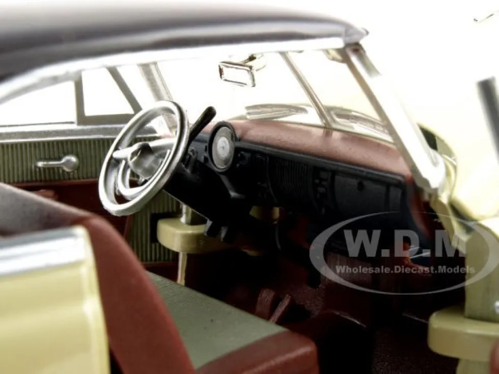 1950 Chevrolet Bel Air Cream 1/24 Diecast Model Car Motormax 73268