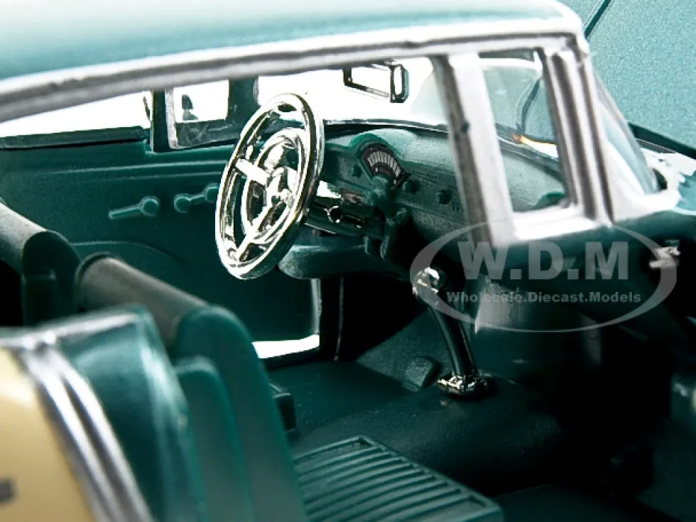 1955 Chevrolet Bel Air Green 1/24 Diecast Model Car Motormax 73229