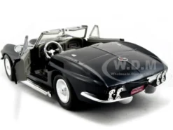 1967 Chevrolet Corvette Black Convertible 1/24 Diecast Car Model Motormax 73224