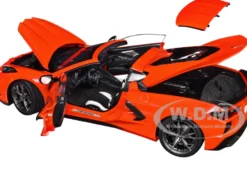 2020 Chevrolet Corvette C8 Stingray Sebring Orange 1/18 Model Car by Autoart